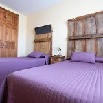 Hotel Tirontillana