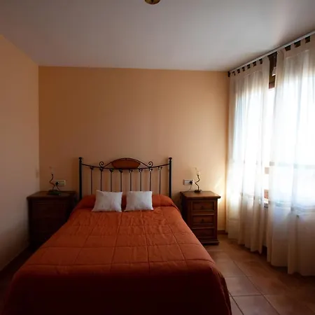 Tirontillana Hotel