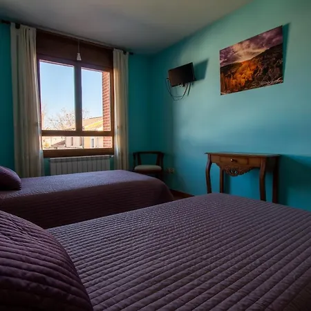 Tirontillana Hotel 3*