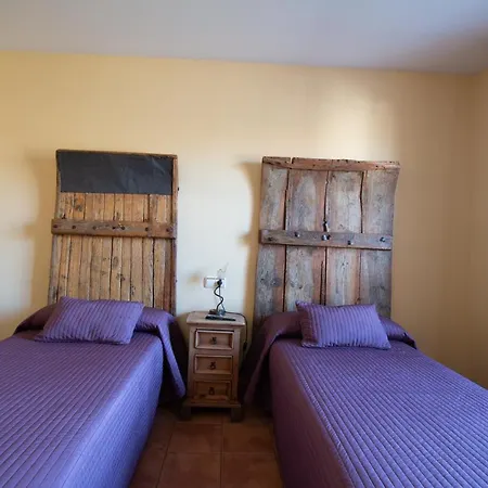 Hotel Tirontillana