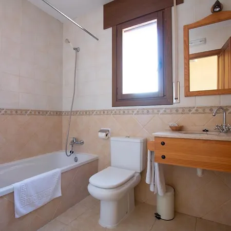 Hotel Tirontillana 3*