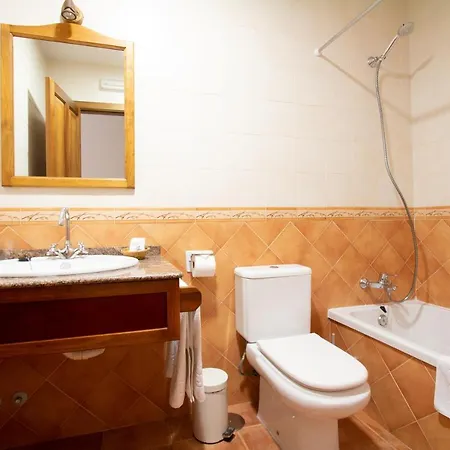 Hotel Tirontillana Dehesa de Cuellar