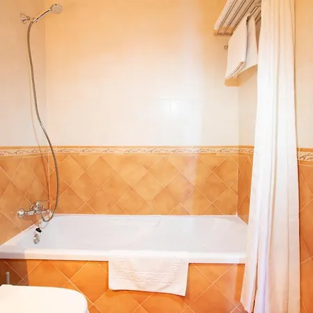 Tirontillana 3* Dehesa de Cuellar