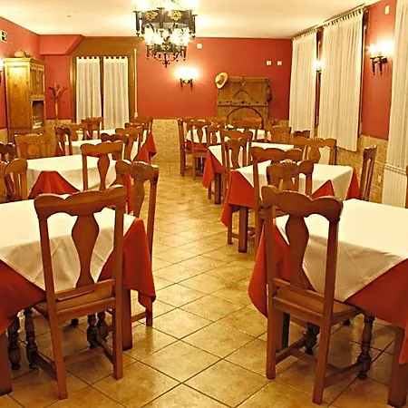 Tirontillana Hotel Dehesa de Cuellar