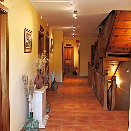 Tirontillana Hotel
