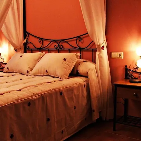 Hotel Tirontillana