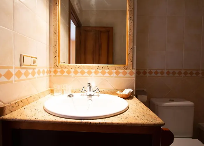 Tirontillana Hotel 3*